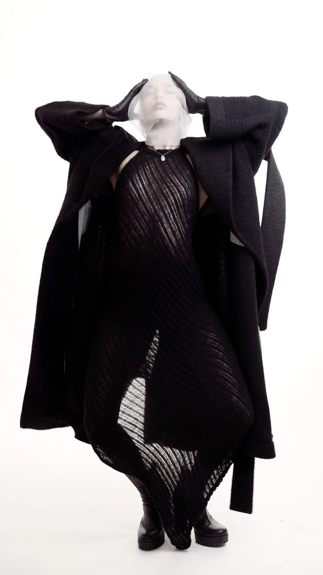 Fashion editorial photography: black on white, photo 4
